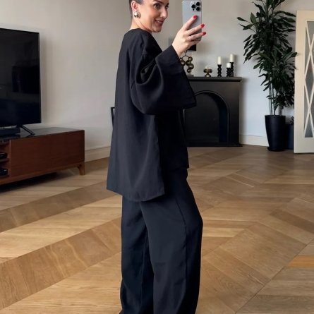 Черный комплект &ndash; кимоно и широкие брюки