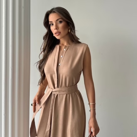 Макси-платье цвета капучино без рукавов