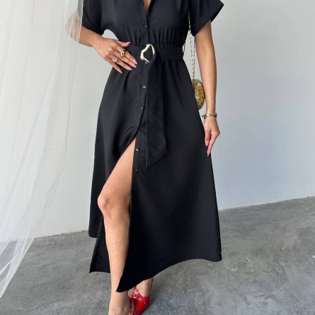 Чёрное платье-рубашка миди с поясом и разрезом спереди