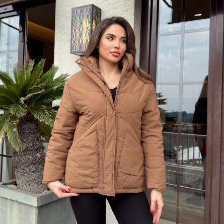 Geacă camel matlasată oversized