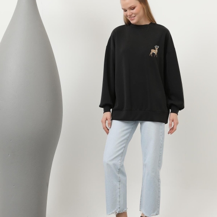 Черный худи с вышивкой оленей