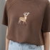 Коричневая футболка с вышитым оленем