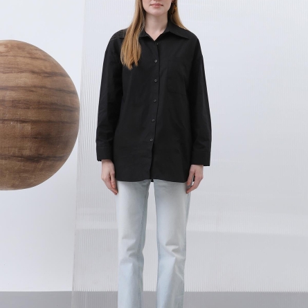 Black cotton shirt with back bow