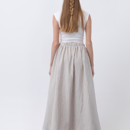 Белая миди юбка с резинкой на талии