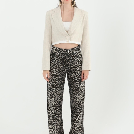 Джинсы с леопардовым принтом