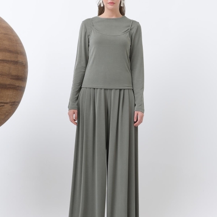 Широкие брюки палаццо цвета хаки