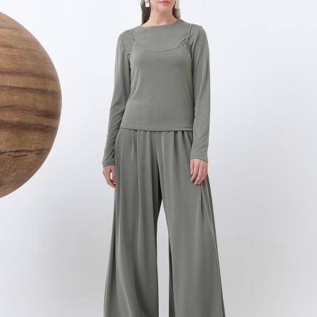 Широкие брюки палаццо цвета хаки