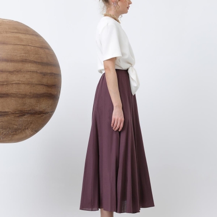 Midi flared skirt in burgundy