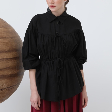 Cămașă neagră din bumbac cu detalii &icirc;ncrețite