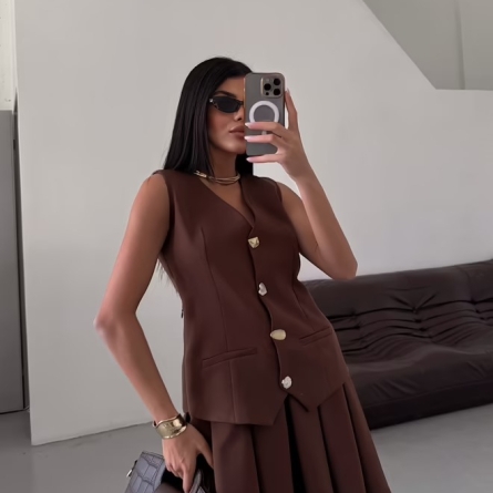 Rochie Maro cu Aspect se Vestă si Fustă