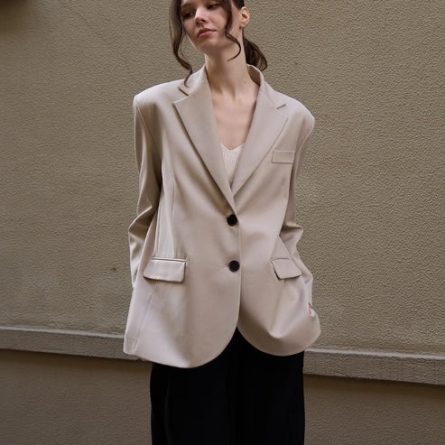 Sacou oversized beige cu croială dreaptă