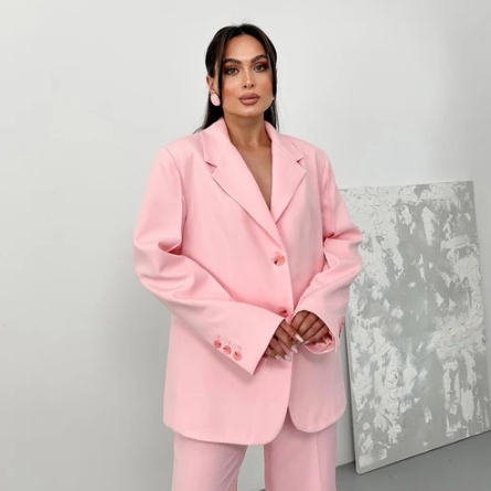 Oversized pink blazer with straight cut
