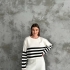 Set alb tricotat din 2 piese cu dungi negre