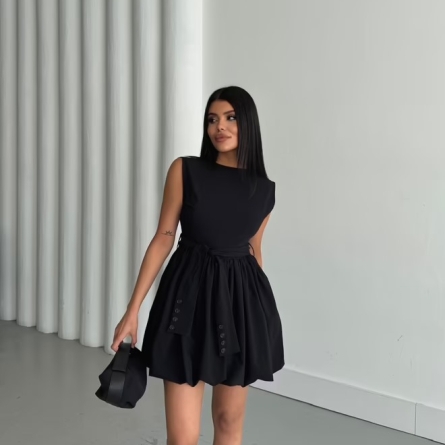 Rochie Mini Neagra cu Fustă Tip Balon