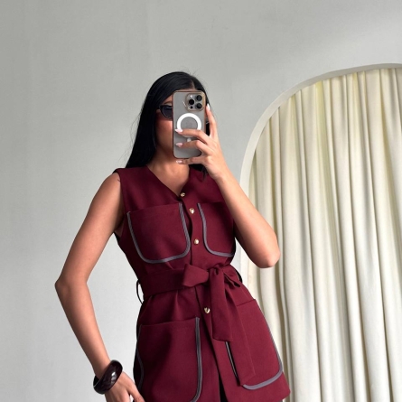 Vesta Bordo cu Buzunar si Nasturi