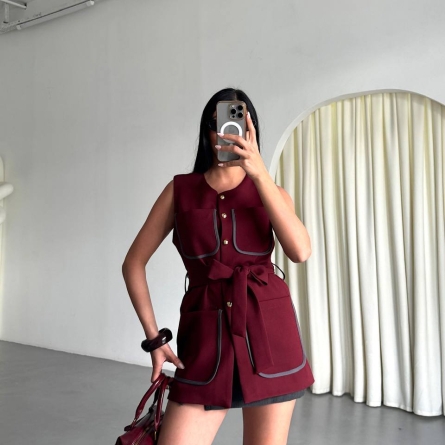 Vesta Bordo cu Buzunar si Nasturi