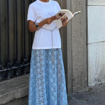 Fustă maxi azurie din dantelă