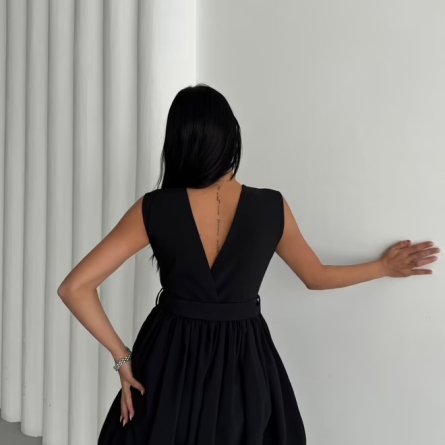 Rochie Mini Neagra cu Fustă Tip Balon