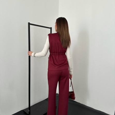 Женский Костюм Бордовый с Жилетом и Брюками