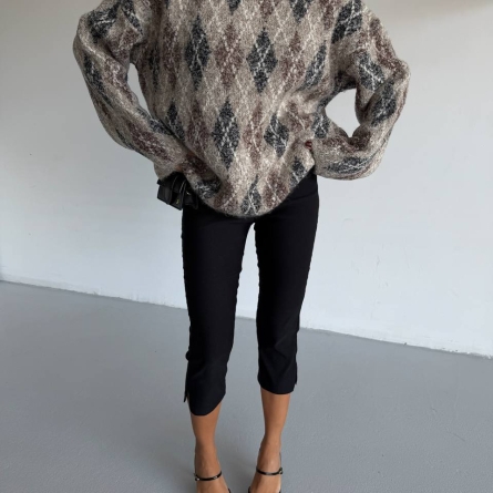 Gray Diamond Pattern Knitwear Sweater