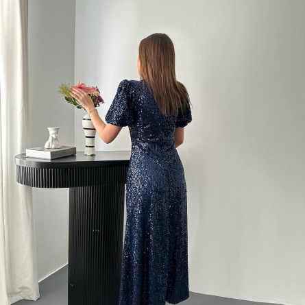 Rochie Midi Navy cu Paiete și M&acirc;neci Bufante