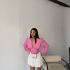 Bluză crop roz cu guler decorativ și m&acirc;neci bufante