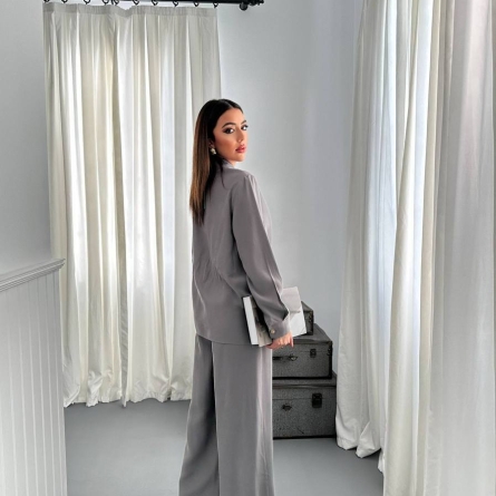 Серый Комплект с Драпированной Рубашкой и Широкими Брюками