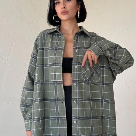 Оверсайз рубашка в клетку хаки
