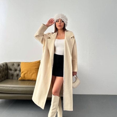 Бежевый Длинное Пальто с Плиссированными Манжетами