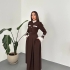 Rochie Midi Maro Amplă cu Accente Contrastante