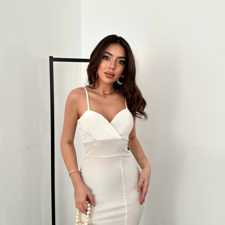 Бежевое Миди Платье из Велюра с Вырезом и Разрезом