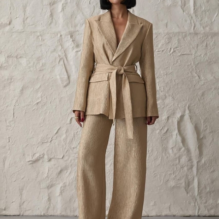 Set Auriu cu Pantaloni și Sacou cu Cordon