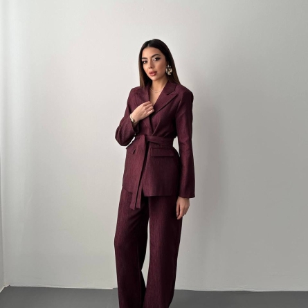 Set Burgundy cu Pantaloni și Sacou cu Cordon