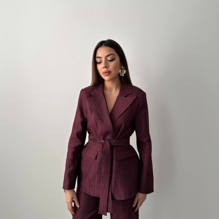 Set Burgundy cu Pantaloni și Sacou cu Cordon