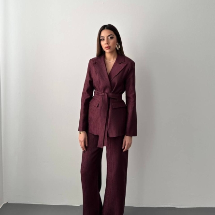 Set Burgundy cu Pantaloni și Sacou cu Cordon