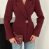 Бордовый элегантный однобортный пиджак