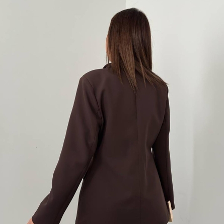 Коричневый элегантный однобортный пиджак