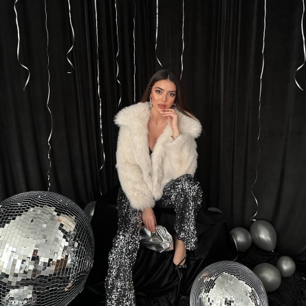 Jachetă Elegantă din Blană Sintetică Bej cu Guler