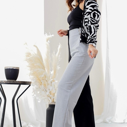 Cardigan cu print zebră alb-negru