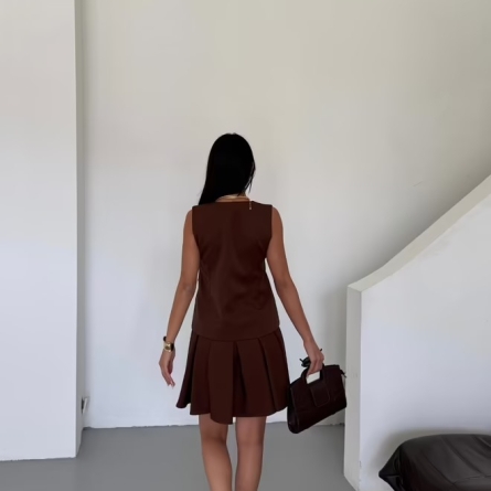 Rochie Maro cu Aspect se Vestă si Fustă