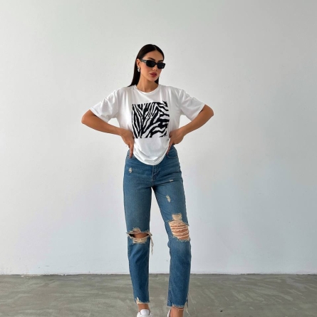 White T-shirt with Zebra Print