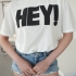 Tricou alb cu mesaj negru  &bdquo;HEY!&rdquo;