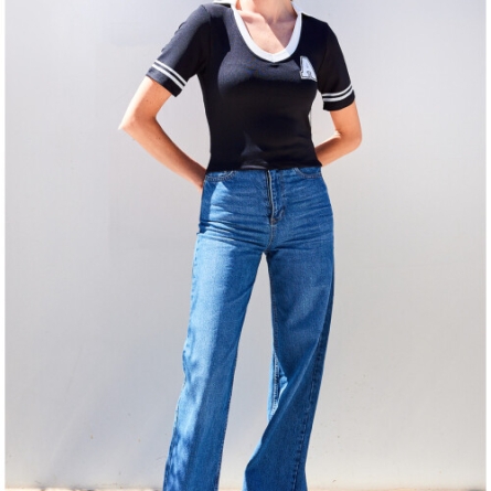 Bluză Polo Neagră cu Guler și Litera "A"