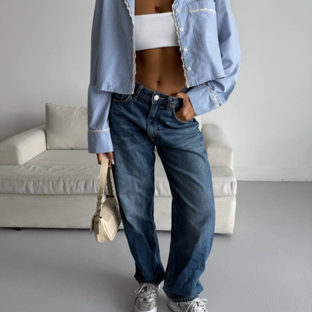 Cropped light blue striped shirt