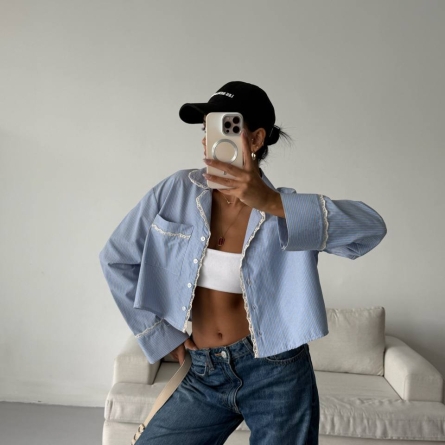 Cropped light blue striped shirt