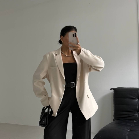 Sacou Oversized Nude cu Nasturi