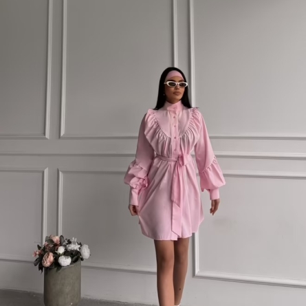 Rochie-cămașă mini roz cu detalii voluminoase