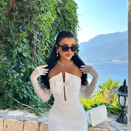 White Elegant Long Strapless Dress with Bow