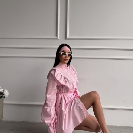 Rochie-cămașă mini roz cu detalii voluminoase