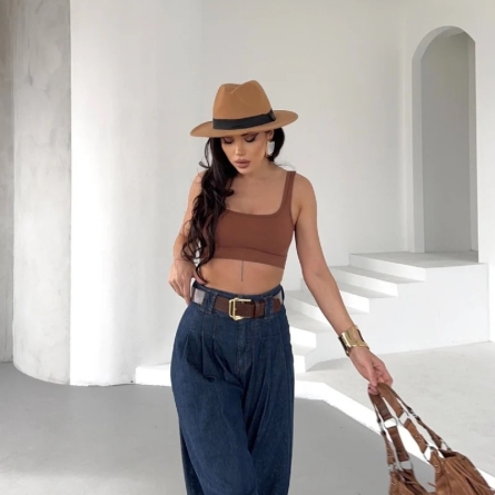 Свободные джинсы палаццо с высокой посадкой